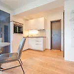 At Winterhafen شقة لينتز