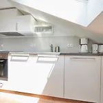 At Winterhafen لينتز