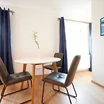 At Winterhafen لينتز