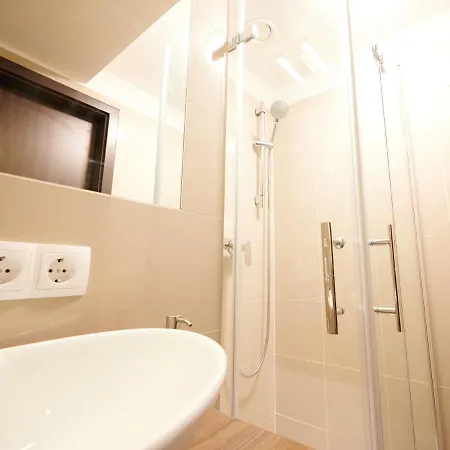 At Winterhafen Appartement Linz