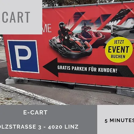 At Winterhafen 아파트 *