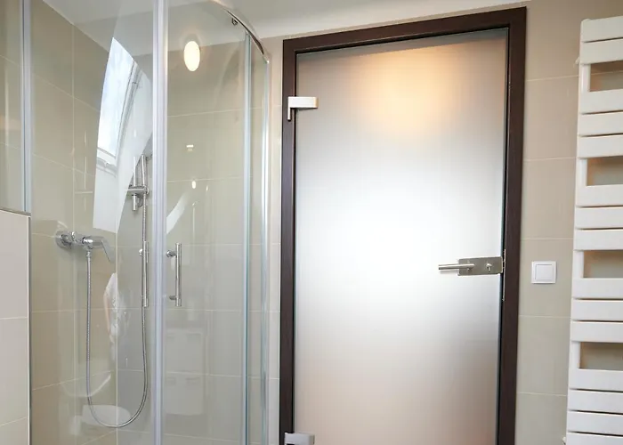 At Winterhafen Λιντς