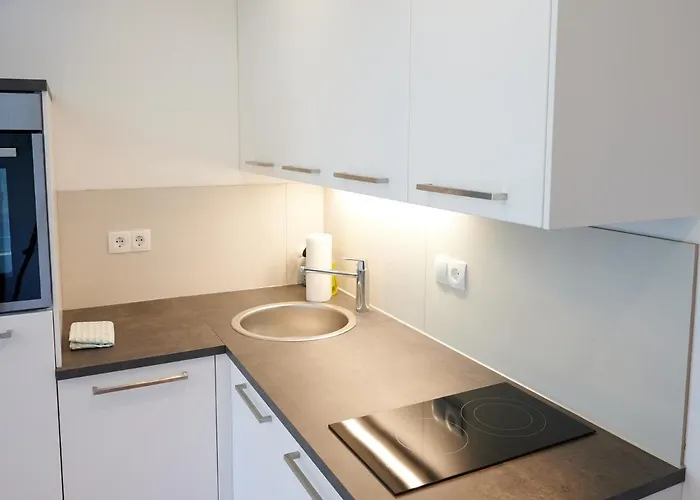 At Winterhafen Λιντς